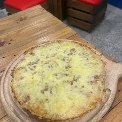 Pizza de atún
