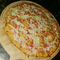 Pizza de jamón/gouda