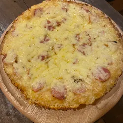 Pizza de salchichas