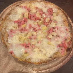 Pizza hawaiana/gouda