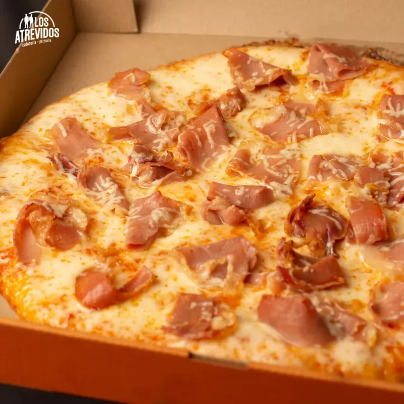 Pizza de Jam贸n Serrano