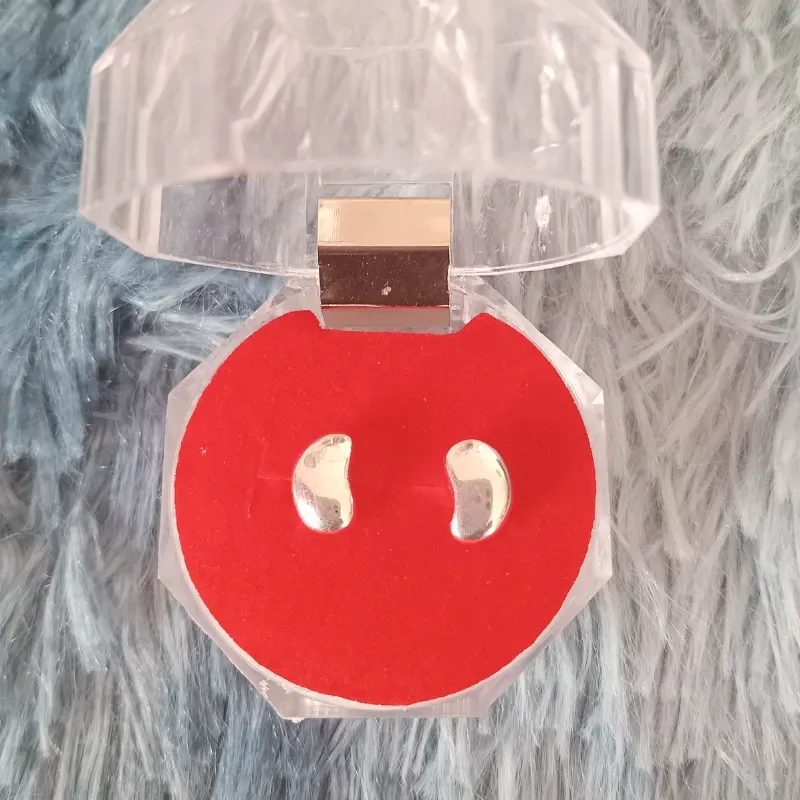 ARETES10