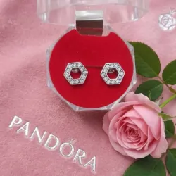 Pandora AR012
