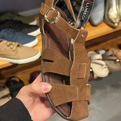 Sandalias cangrejeras