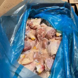 Pollo en muslos (40 lb)