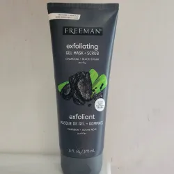 Exfoleante de carbon 175 ml