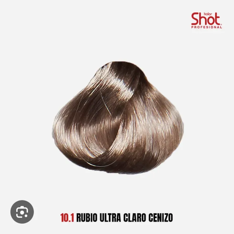 10.1 Rubio Ultra Claro Cenizo 