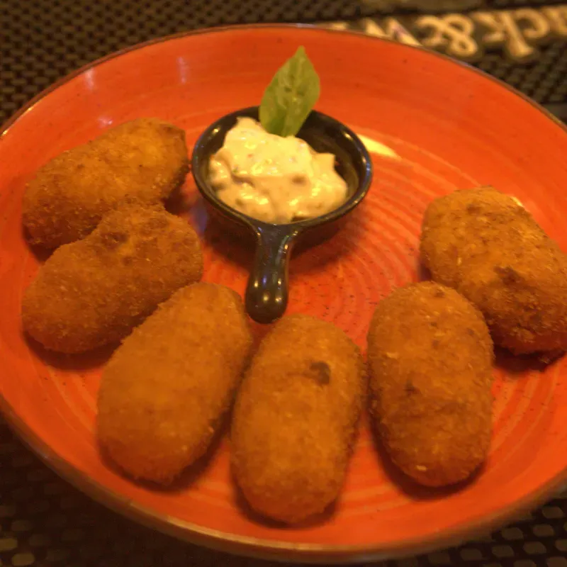 CROQUETAS DE CARNE