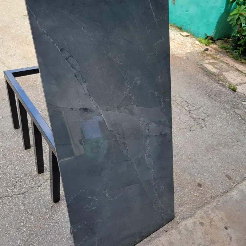 26 USD/m² Porcelanato Español Gris Oscuro 120x60 