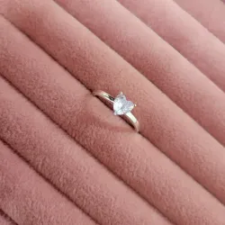 Anillo con corazón 