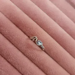 Anillo corazón de madre en pavé