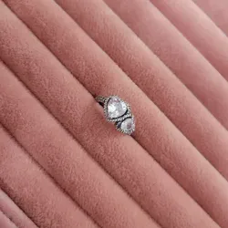 Anillo Corazones Halo Brillante 
