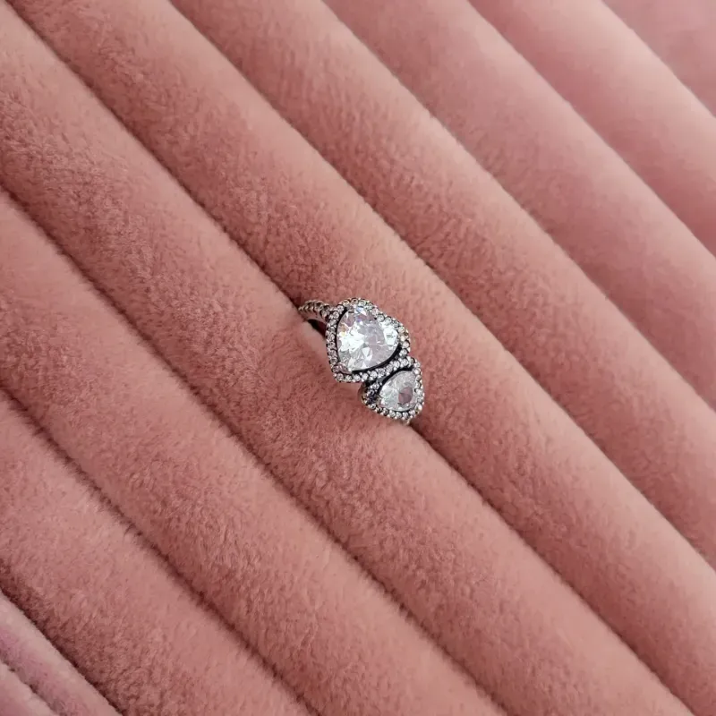 Anillo Corazones Halo Brillante 