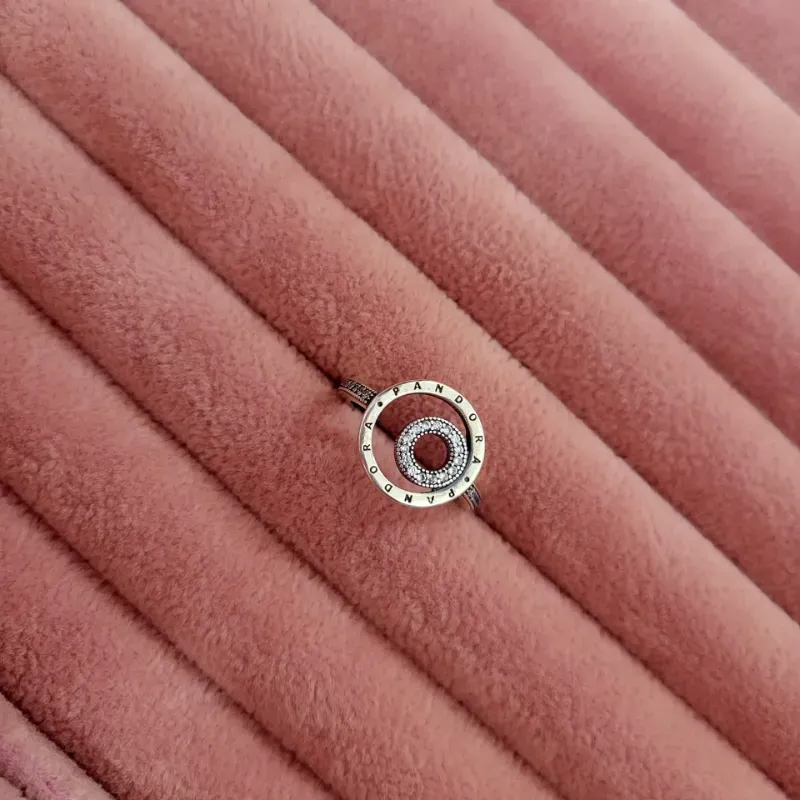 Anillo Signature Logo Círculos
