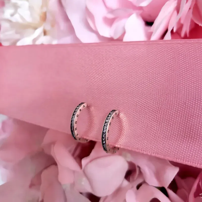 Aretes de Aro con Logotipo 