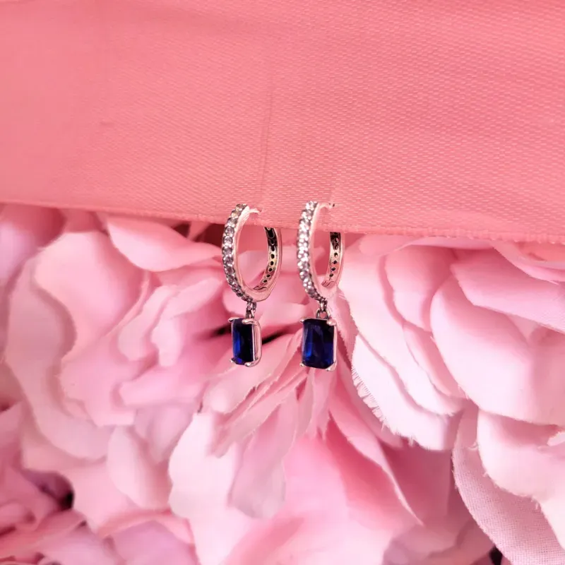 Aretes de Aro Rectángulo Azul Brillante 
