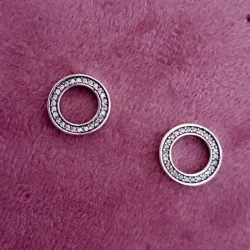 Aretes de Botón Círculo Reluciente
