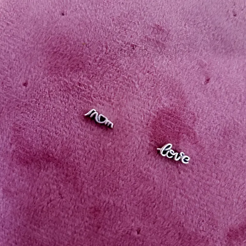 Aretes Love Mom
