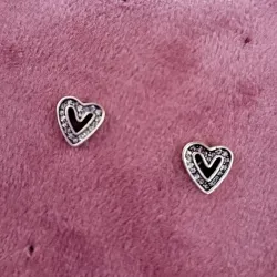 Aretes Petite de Corazón y Circonitas