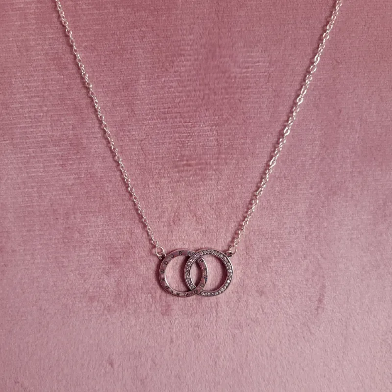 Cadena de círculos logotipo 