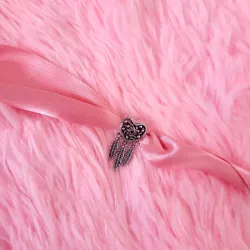 Charm Atrapasueños Corazón Filigrana y Plumas
