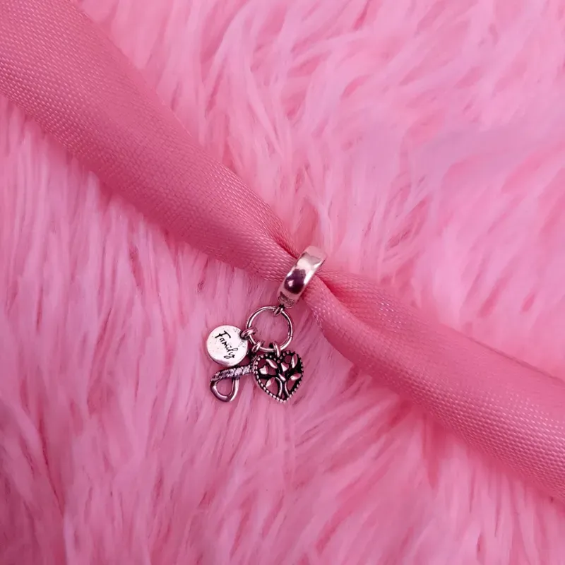 Charm Colgante Triple Infinito y Familia 