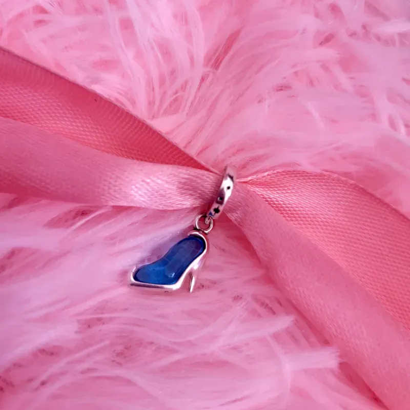 Charm Colgante Zapato de Cristal de La Cenicienta de Disney