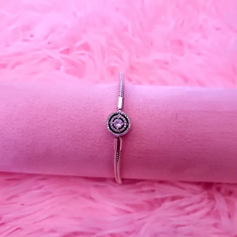 Pulsera Pandora con cierre de halo 