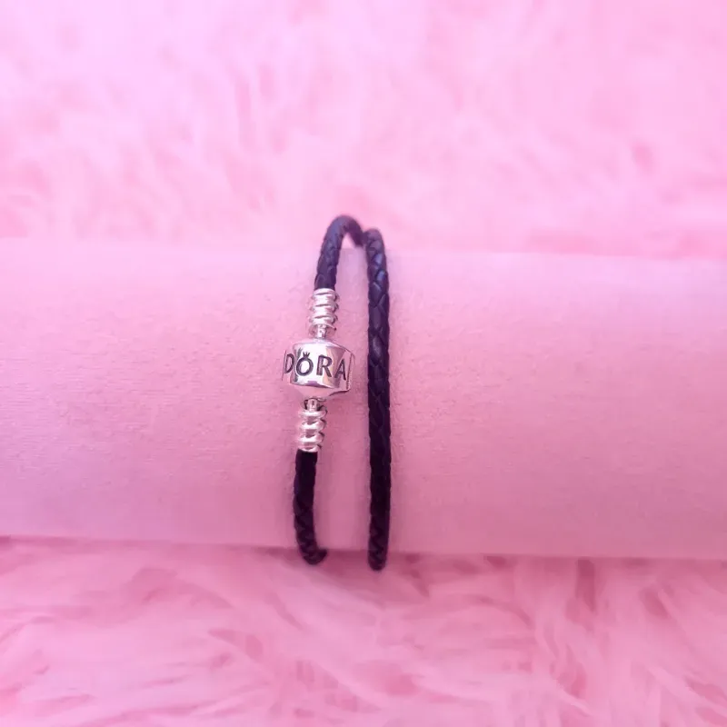 Pulsera Pandora de cuero doble con cierre de barril 