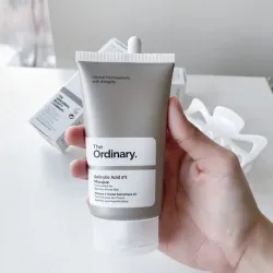 Mascarilla de ácido salicilico al 2%+carbón activado THE ORDINARY