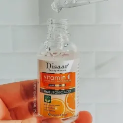 Sérum de vitamina C con ácido hialurónico