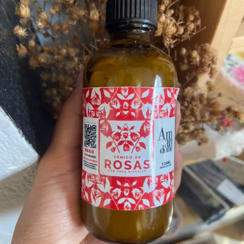 TÓNICO DE ROSAS EN AGUA MICELAR 120ML