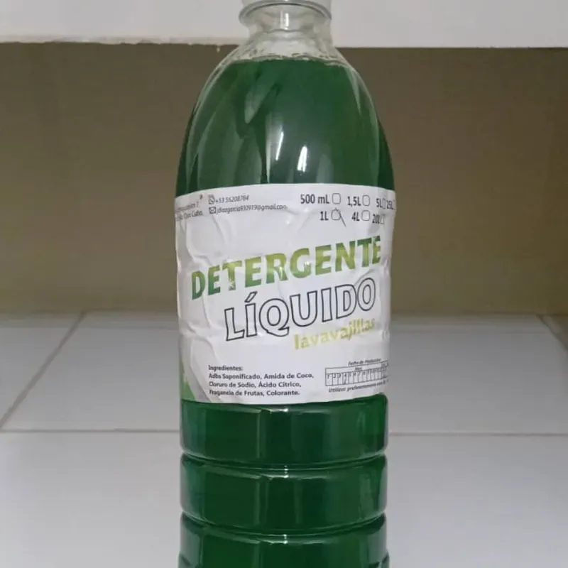 Detergente líquido para fregar 