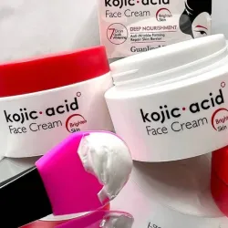Crema facial de ácido kojico