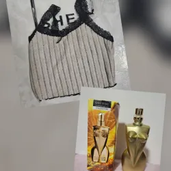 Corpiño y mini perfume