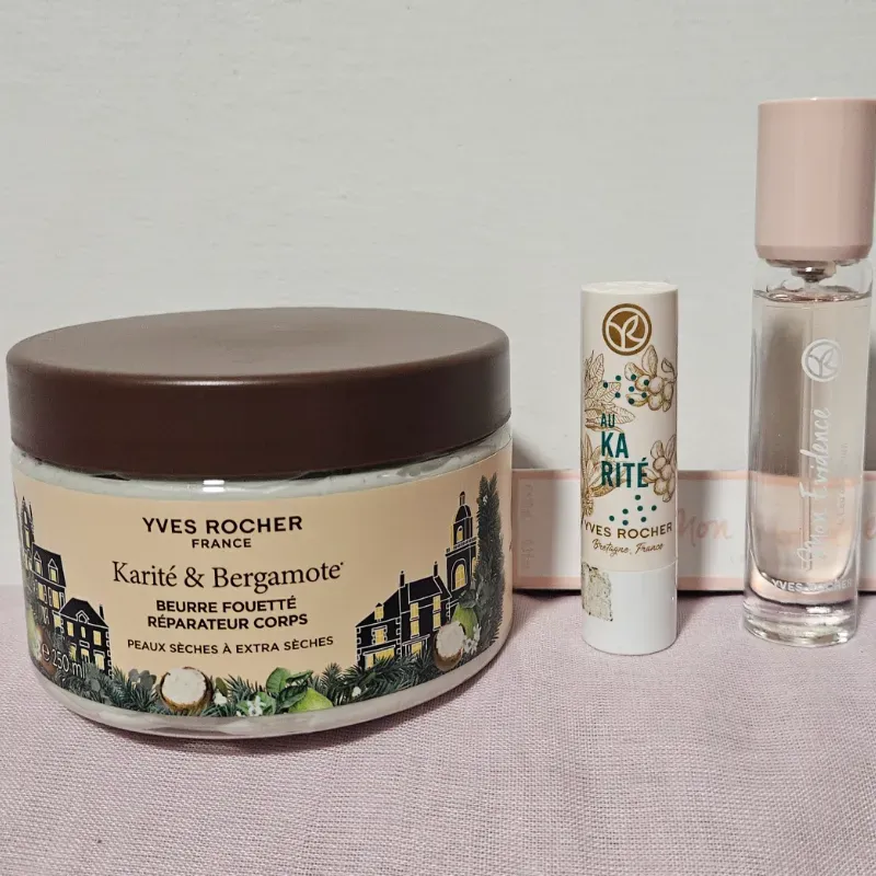 Loción corporal Karité para pieles secas y bálsamo labial