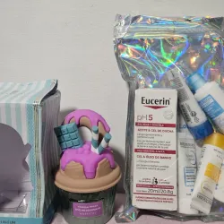 Mini perfume de postre y kit hidratante de skin care