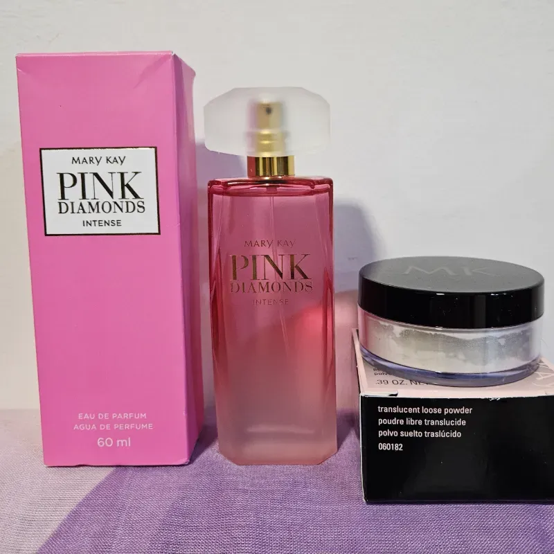 Pink Diamond y polvo suelto traslúcido Mary Kay 