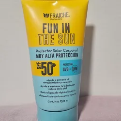 Protector solar corporal