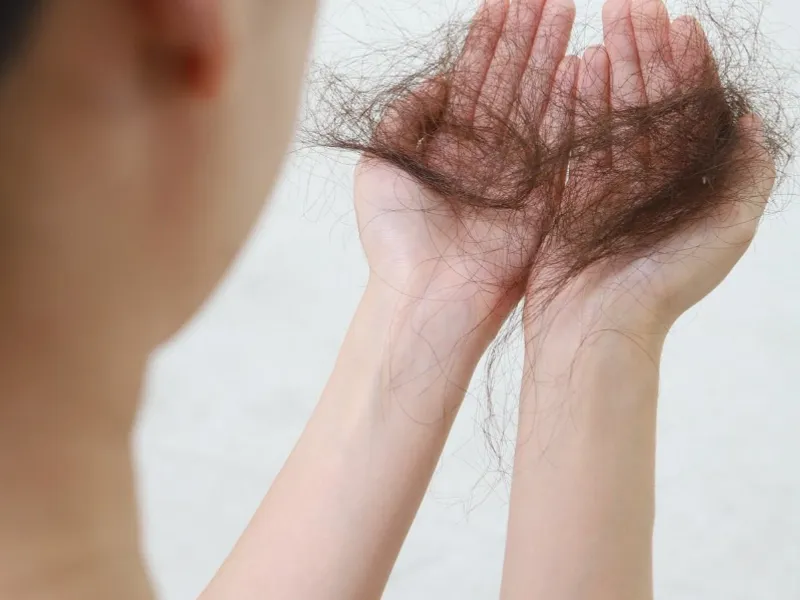 Caída Capilar y Debilidad 