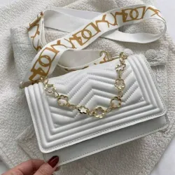 Cartera De Hilo Blanco