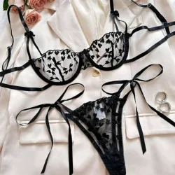 Conjunto de lencería sexy. Talla S