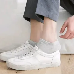 Pares de Medias tobilleros. Negros y Blancos