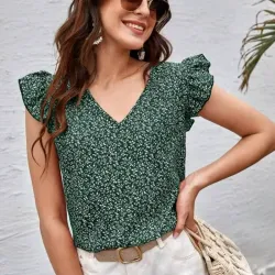 Top con estampado. Talla L