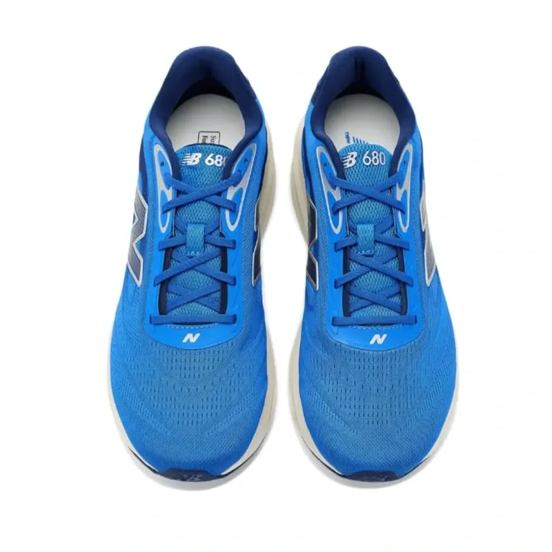 New Balance Fresh Foam 680 V9