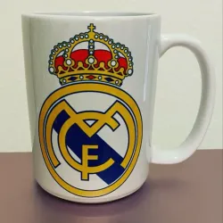 Jarra con el escudo del Real Madrid 