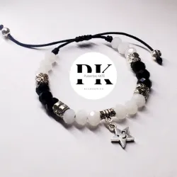 PULSERA DE SWAROVSKI NEGRO Y BLANCO CON DIJE DE ESTRELLA