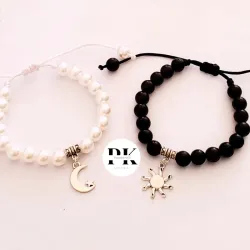 PULSERAS DE PERLAS CON DIJE DE SOL Y LUNA PARA PAREJAS