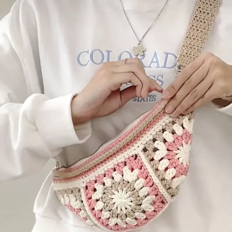 Riñonera con mosaicos