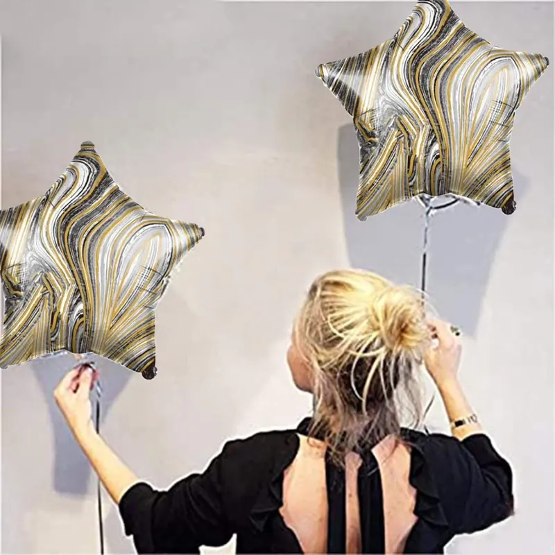 GLOBO MET 16" ESTRELLA LINEAS DORADAS NEGRO